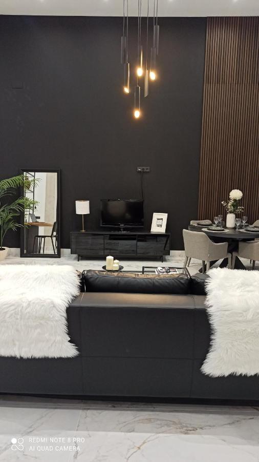 プエンテ・ヘニルDream Loftアパートメント エクステリア 写真
